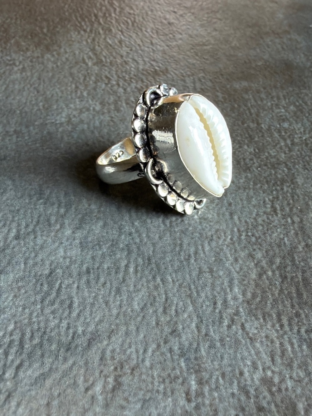 Sterling Silver 925 Overlay Size 6.5  Vintage Style Women Jewelry Sea Shell Ring - Picture 3 of 4